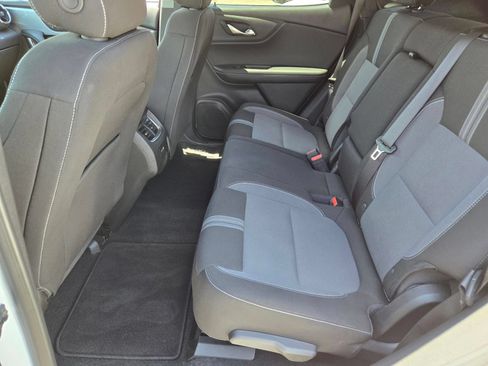 Used 2025 Chevrolet Blazer LT AWD/4WD image 11