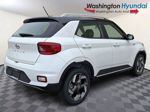 New 2026 Hyundai Venue SEL FWD image 6