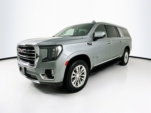 Used 2023 GMC Yukon XL SLT w/ LPO, Floor Liner Package image 3