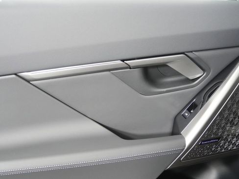 New 2027 BMW 550e xDrive AWD/4WD image 13