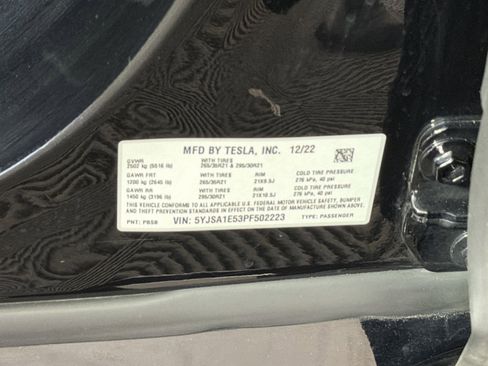 Used 2023 Tesla Model S Standard Range image 29