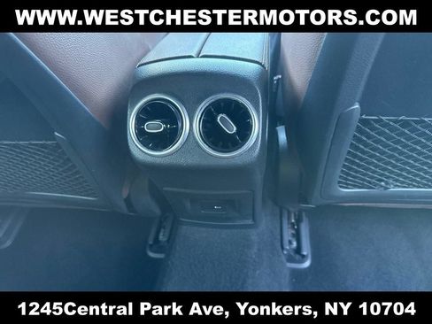 Used 2022 Mercedes-Benz CLA 250 4MATIC image 19