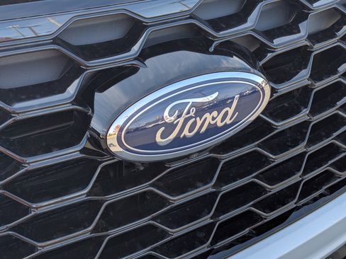 New 2026 Ford Explorer ST-Line image 6