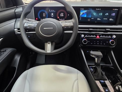 New 2026 Hyundai Santa Cruz SEL FWD image 18