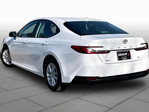 Used 2025 Toyota Camry LE FWD image 13
