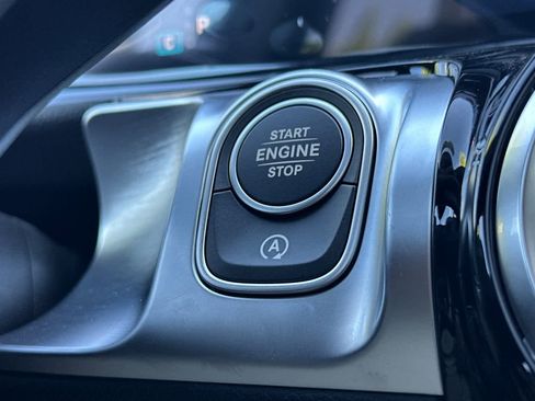 New 2026 Mercedes-Benz GLB 250 image 21