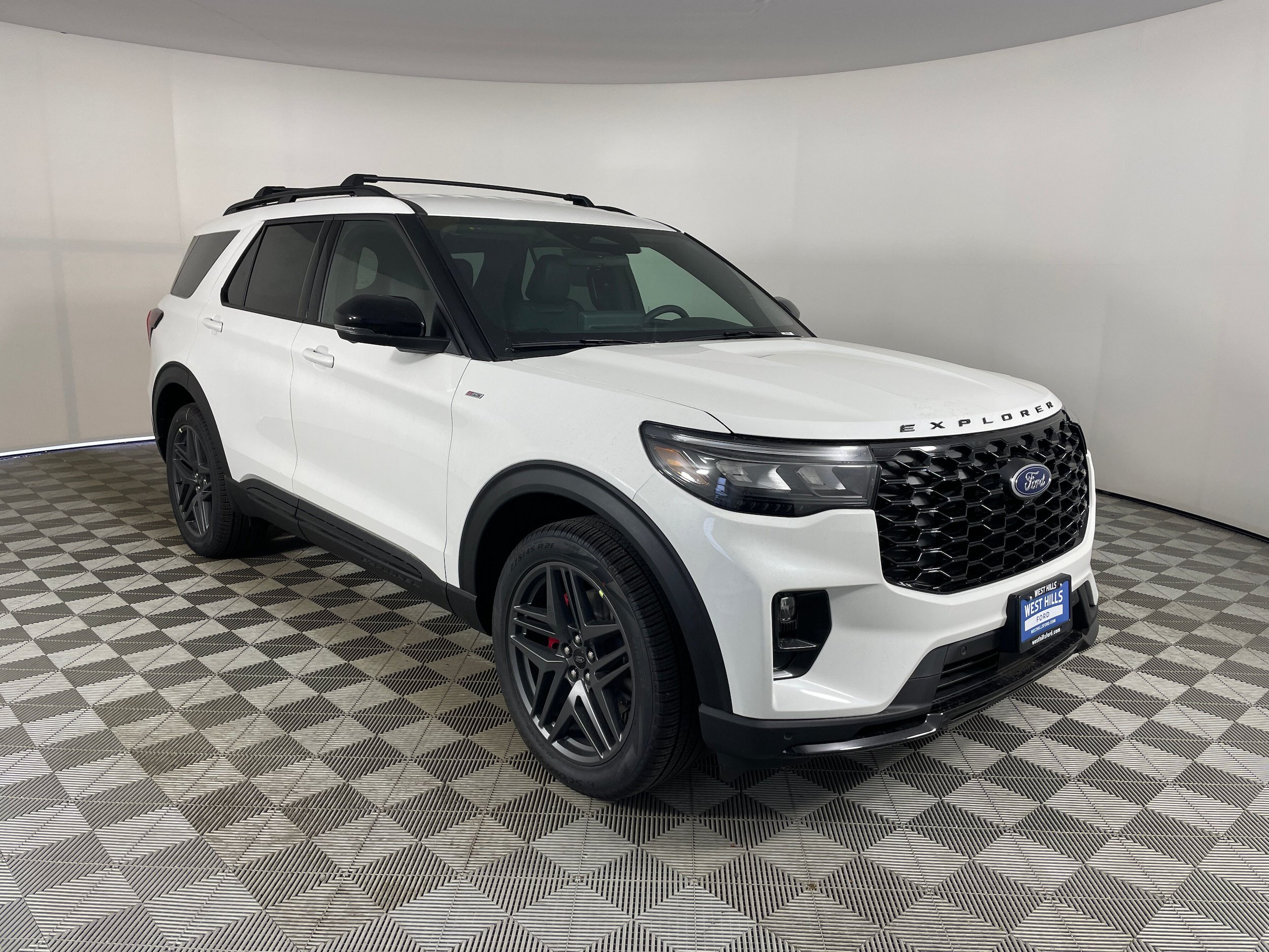New 2026 Ford Explorer ST-Line w/ ST-Line Street Pack AWD/4WD image 13