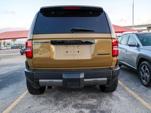 Used 2025 Toyota Land Cruiser w/ Premium Package AWD/4WD image 9