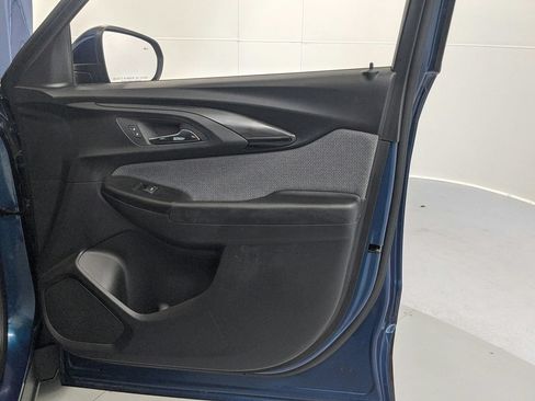 Used 2021 Chevrolet TrailBlazer LT w/ Convenience Package FWD image 43