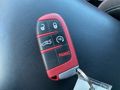 Used 2021 Dodge Challenger SRT Hellcat Redeye image 30