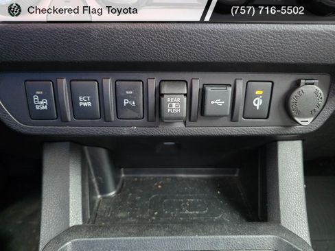 Used 2023 Toyota Tacoma TRD Off-Road image 19