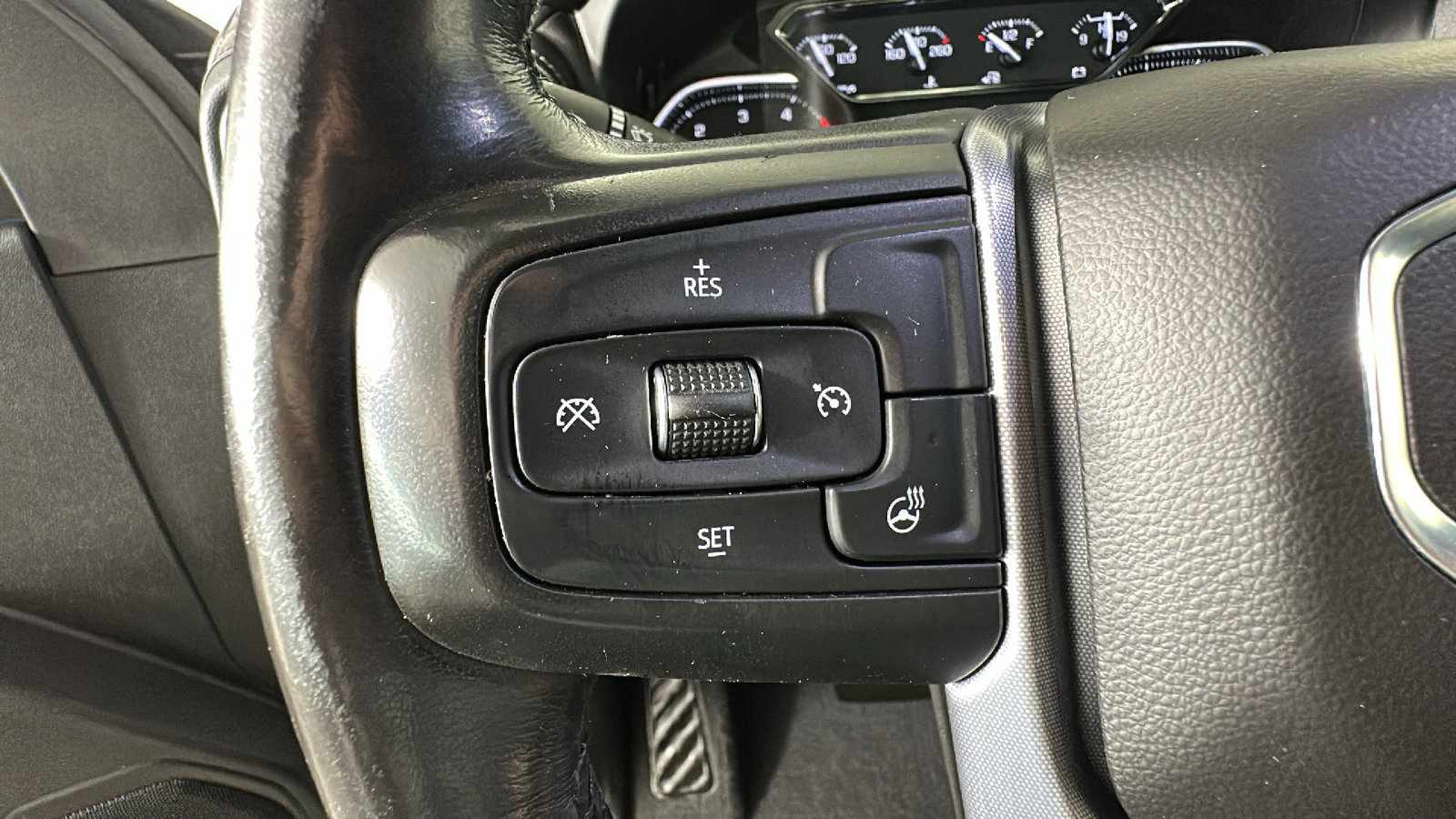 Used 2021 GMC Sierra 2500 SLE w/ SLE Value Package; AWD/4WD image 19