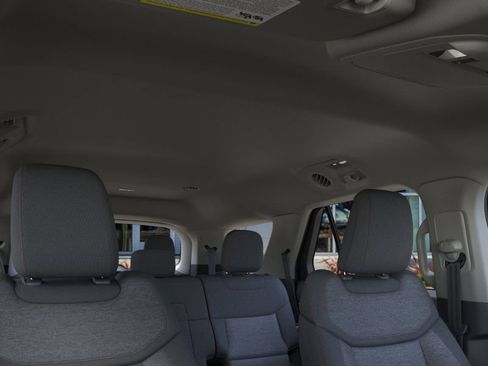 New 2026 Ford Explorer Active RWD image 47