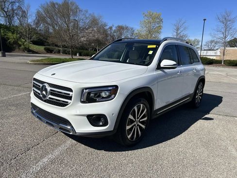 Used 2022 Mercedes-Benz GLB 250 4MATIC image 3