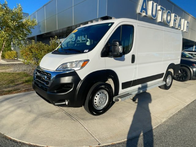 Used 2025 RAM ProMaster 2500 w/ U-Haul Equipment Group FWD image 3