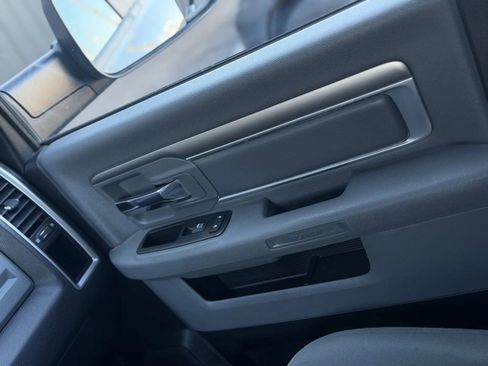 Used 2014 RAM 2500 Big Horn image 32