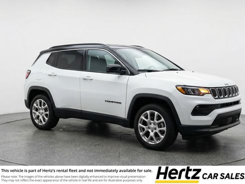 Used 2025 Jeep Compass Limited AWD/4WD image 1