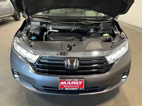Used 2024 Honda Odyssey Touring image 9