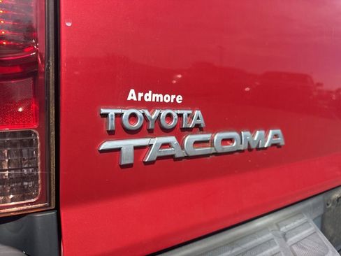 Used 2014 Toyota Tacoma 2WD Regular Cab image 4