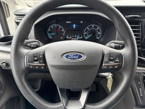 Used 2025 Ford Transit 350 XLT RWD image 32