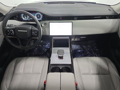 Used 2024 Land Rover Range Rover Evoque S image 13