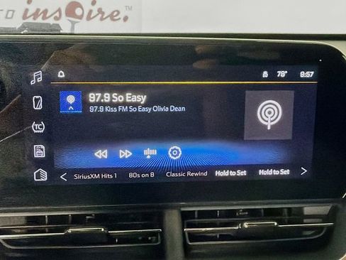 Used 2024 Chevrolet Trax RS w/ Driver Confidence Package FWD image 18