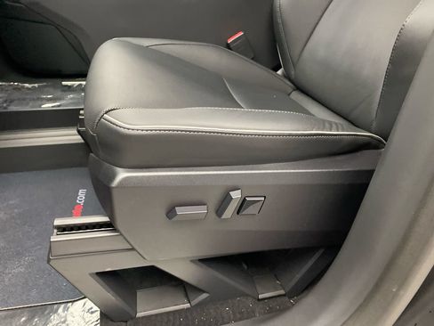 Used 2024 Tesla Cybertruck Cyberbeast AWD/4WD image 13