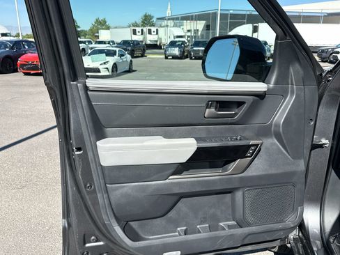 New 2026 Toyota Tundra Limited AWD/4WD image 8