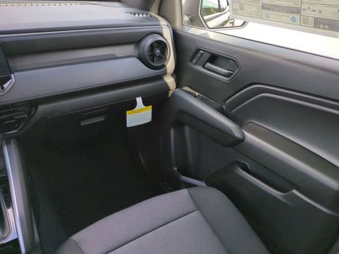 New 2026 Chevrolet Colorado W/T w/ WT Custom Package RWD image 17