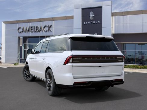 New 2027 Lincoln Navigator L Reserve w/ Jet Appearance Package AWD/4WD image 8