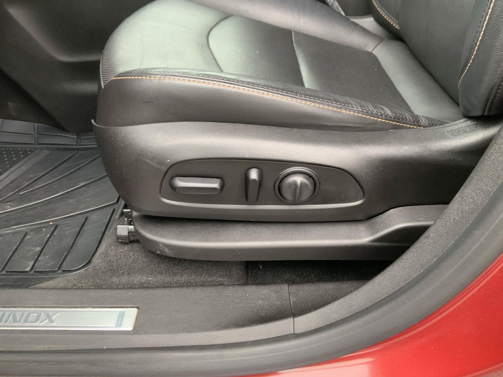 Used 2019 Chevrolet Equinox Premier AWD/4WD image 21