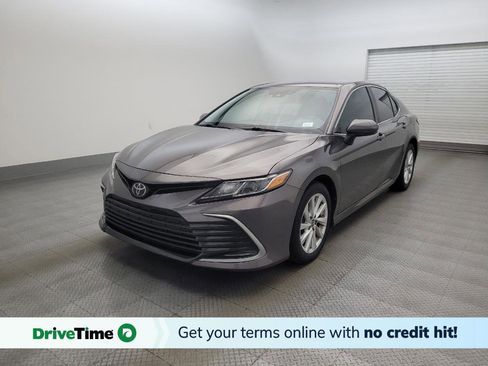 Used 2021 Toyota Camry LE w/ Carpet Mat Package (TMS) FWD image 1