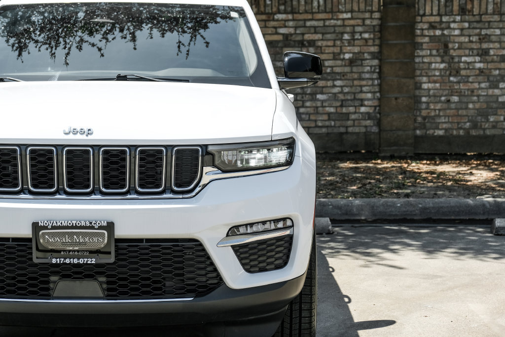 Used 2022 Jeep Grand Cherokee Limited RWD image 59