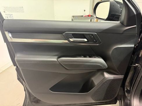 Certified 2025 GMC Terrain Elevation AWD/4WD image 10