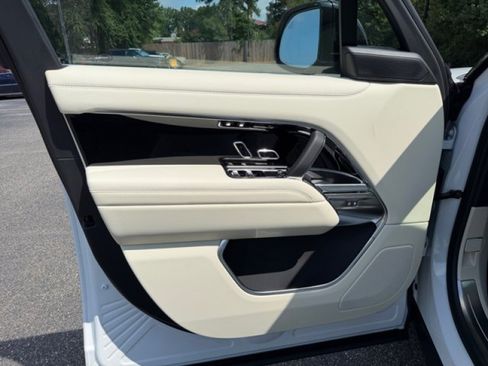 New 2026 Land Rover Range Rover SE AWD/4WD image 20