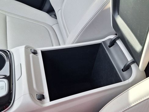 Certified 2024 Hyundai Tucson Limited image 28