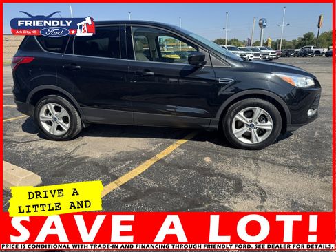 Used 2015 Ford Escape SE image 6