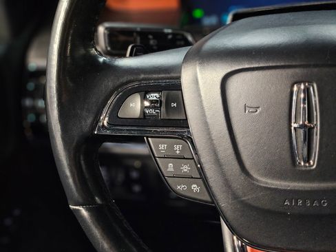 Used 2024 Lincoln Navigator Reserve image 28