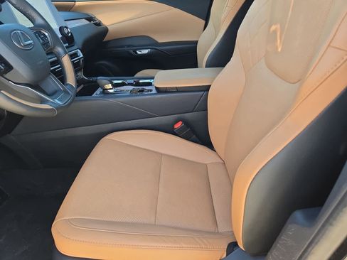 Used 2024 Lexus RX 350 Premium image 15