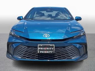 Used 2025 Toyota Camry SE FWD video 2
