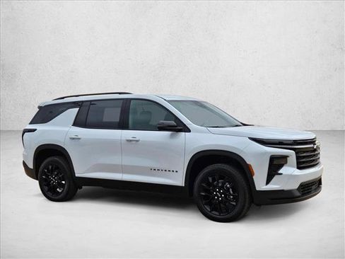 New 2026 Chevrolet Traverse LT w/ Midnight/Sport Edition image 7