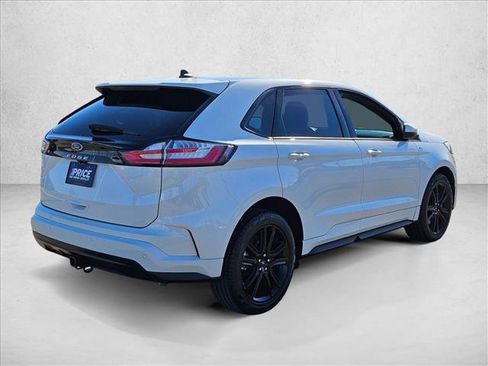 Used 2022 Ford Edge ST-Line w/ Class II Trailer Tow Package AWD/4WD image 5