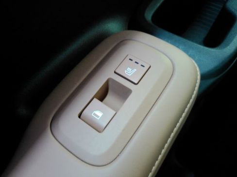 Used 2024 Hyundai Santa Fe Limited image 36