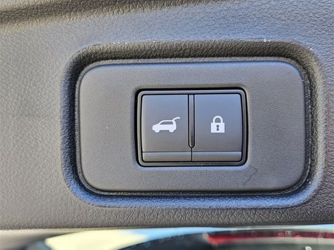 New 2026 Nissan Pathfinder SL w/ SL Premium Package image 19