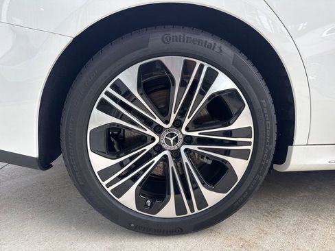 Used 2025 Mercedes-Benz E 350 4MATIC Sedan image 12