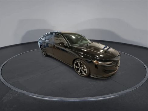 Used 2023 Honda Accord Sport image 2