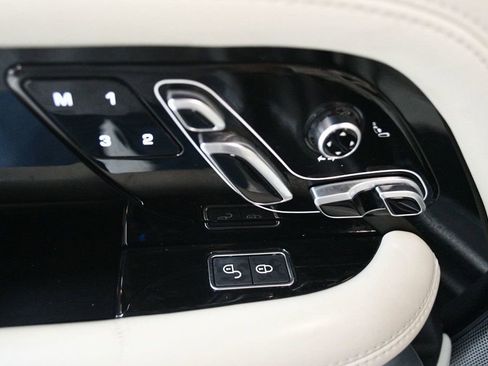 Used 2019 Land Rover Range Rover Supercharged image 79