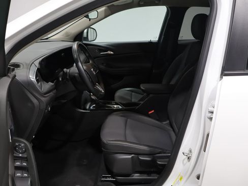 Used 2024 Buick Encore GX Preferred image 9