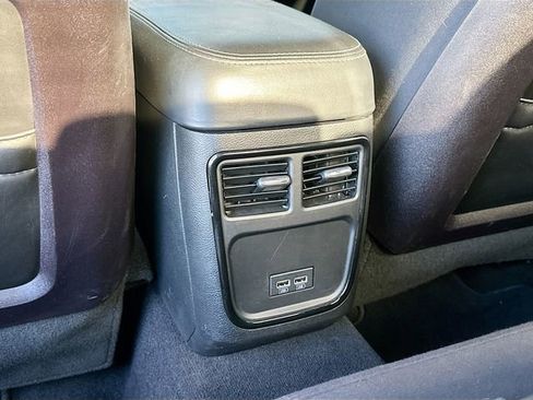 Used 2019 Dodge Charger GT image 23