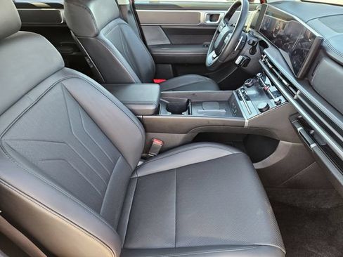 Used 2024 Hyundai Santa Fe SEL FWD image 10